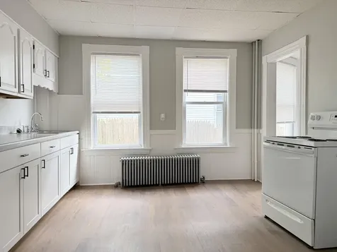 16 Howe Street Lewiston ME 04240