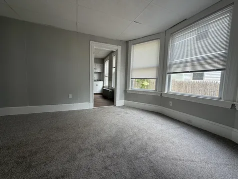16 Howe Street Lewiston ME 04240
