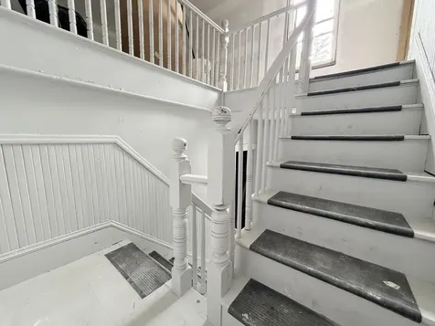 16 Howe Street Lewiston ME 04240