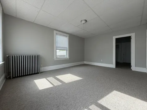 16 Howe Street Lewiston ME 04240