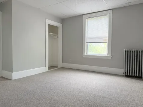 16 Howe Street Lewiston ME 04240