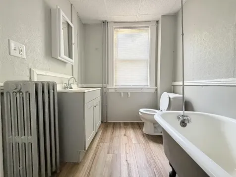 16 Howe Street Lewiston ME 04240