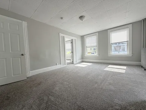 16 Howe Street Lewiston ME 04240