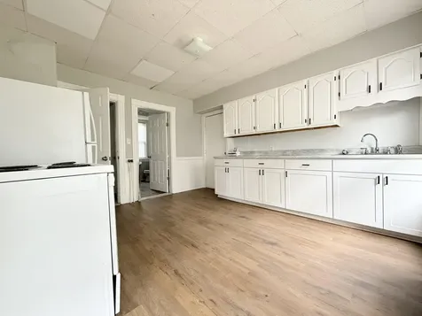 16 Howe Street Lewiston ME 04240