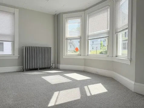 16 Howe Street Lewiston ME 04240