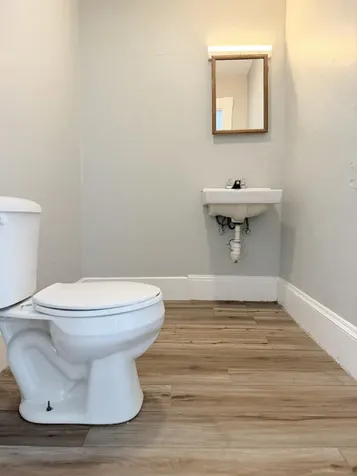 16 Howe Street Lewiston ME 04240