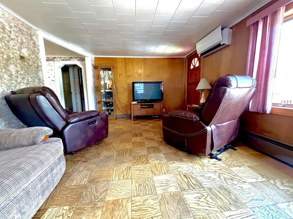 244 Bates Street Millinocket ME 04462