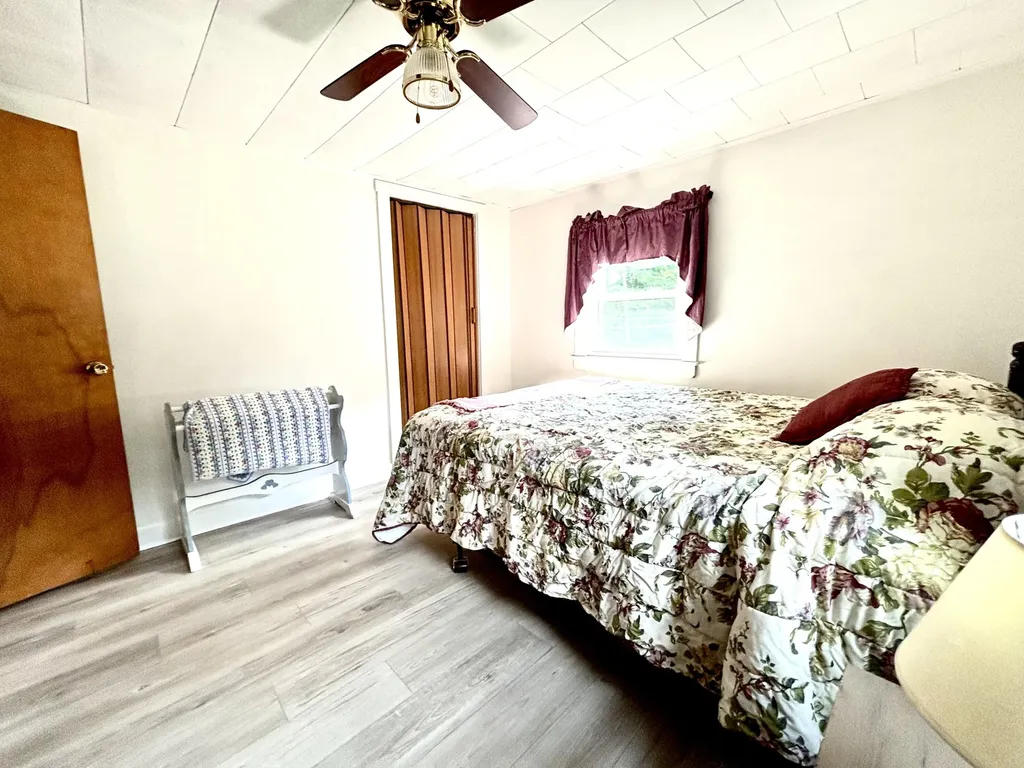 244 Bates Street Millinocket ME 04462
