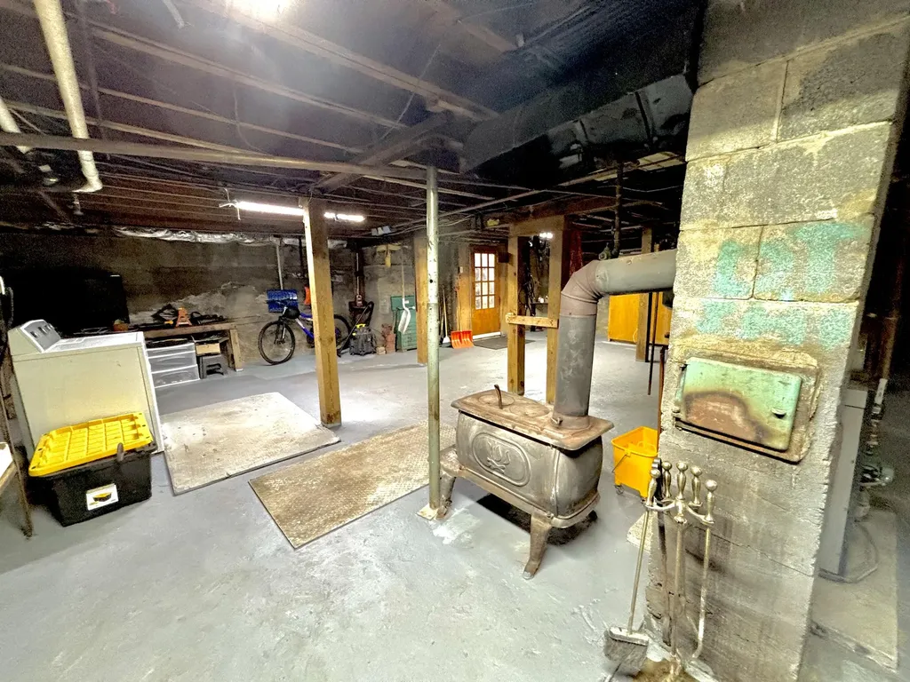 244 Bates Street Millinocket ME 04462