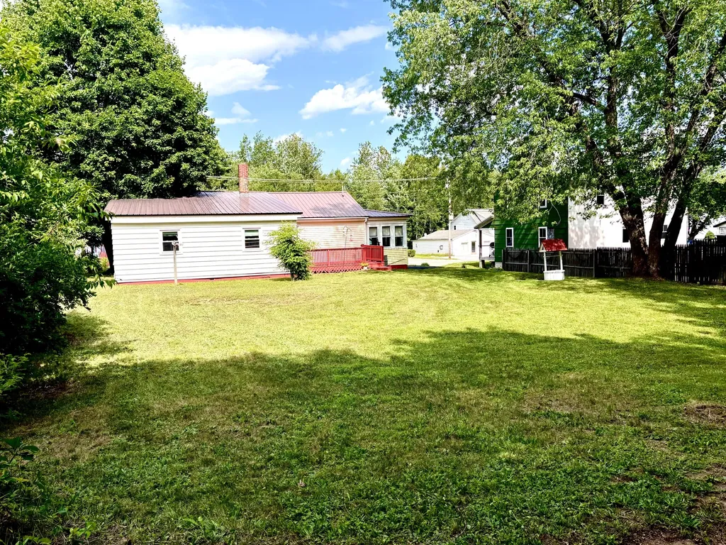 244 Bates Street Millinocket ME 04462