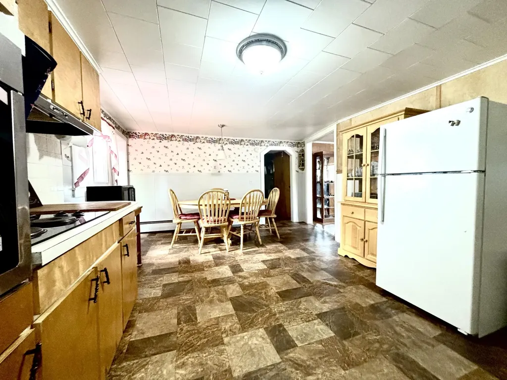 244 Bates Street Millinocket ME 04462