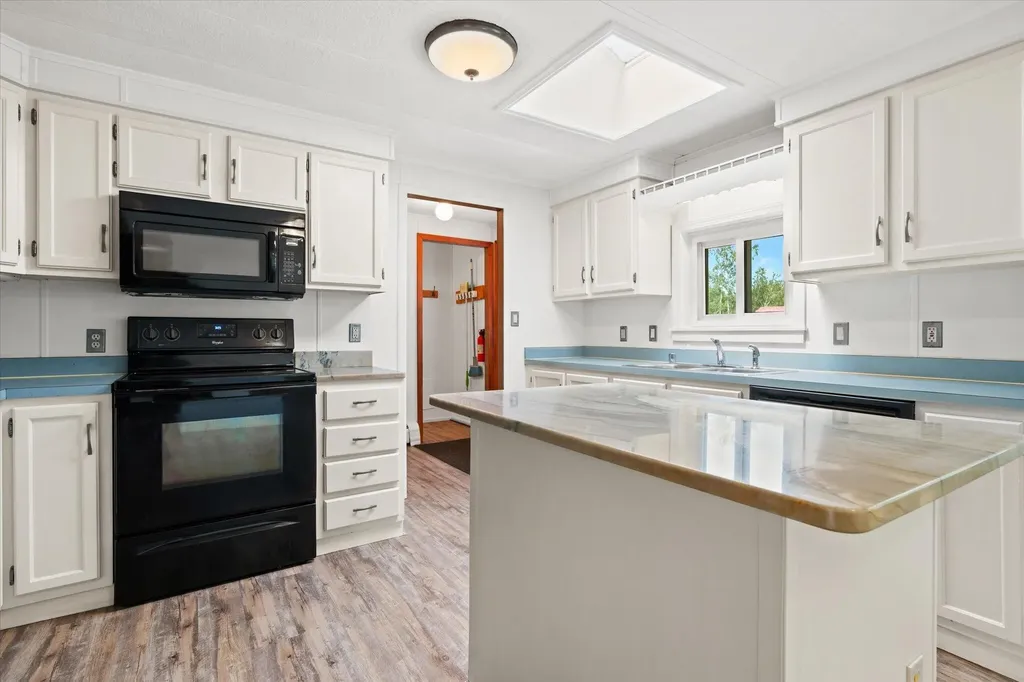 47 Shepherd Drive Bangor ME 04401