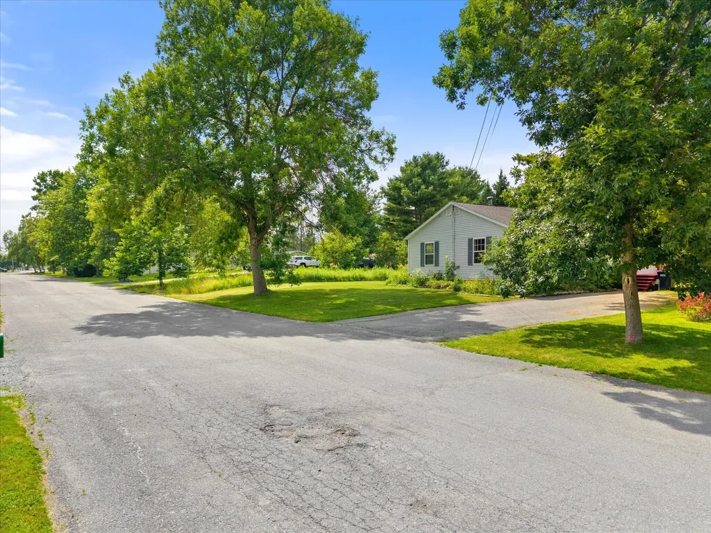 47 Shepherd Drive Bangor ME 04401