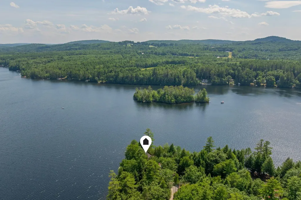118 Goat Island Way Norway ME 04268