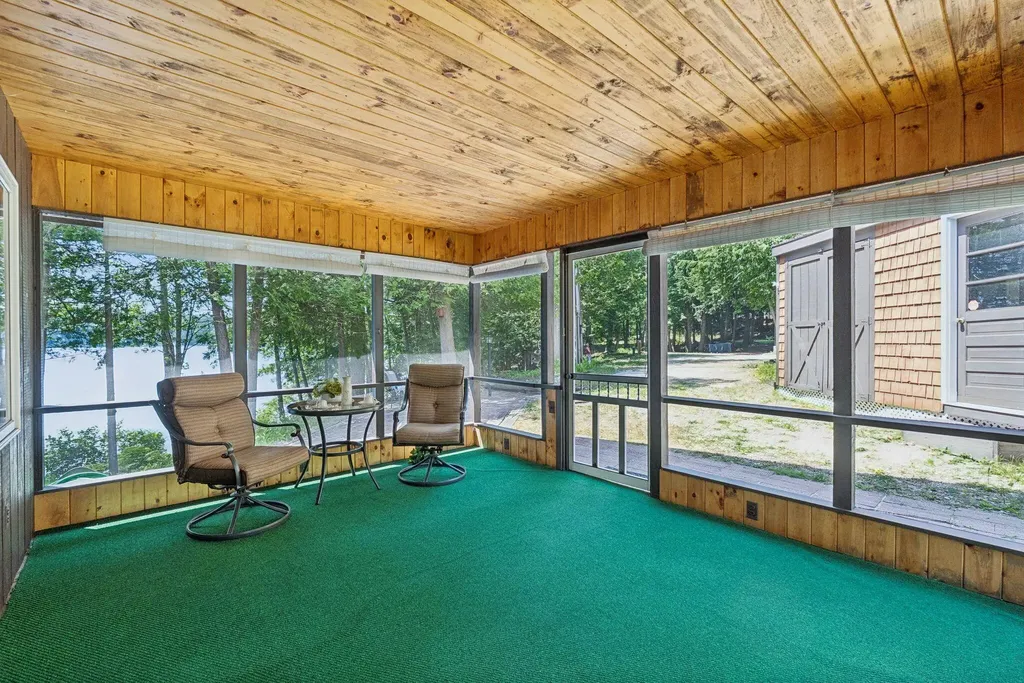 118 Goat Island Way Norway ME 04268