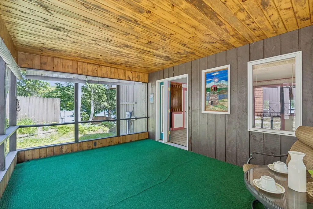 118 Goat Island Way Norway ME 04268