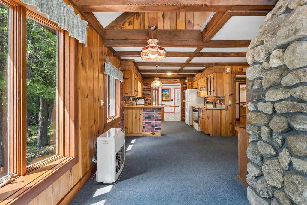 118 Goat Island Way Norway ME 04268
