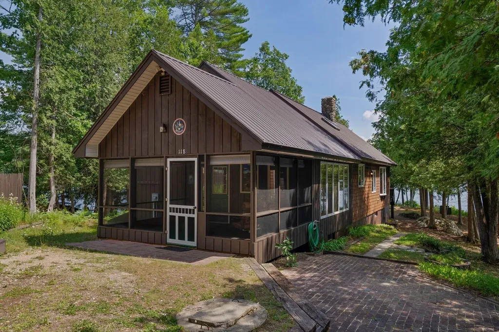 118 Goat Island Way Norway ME 04268