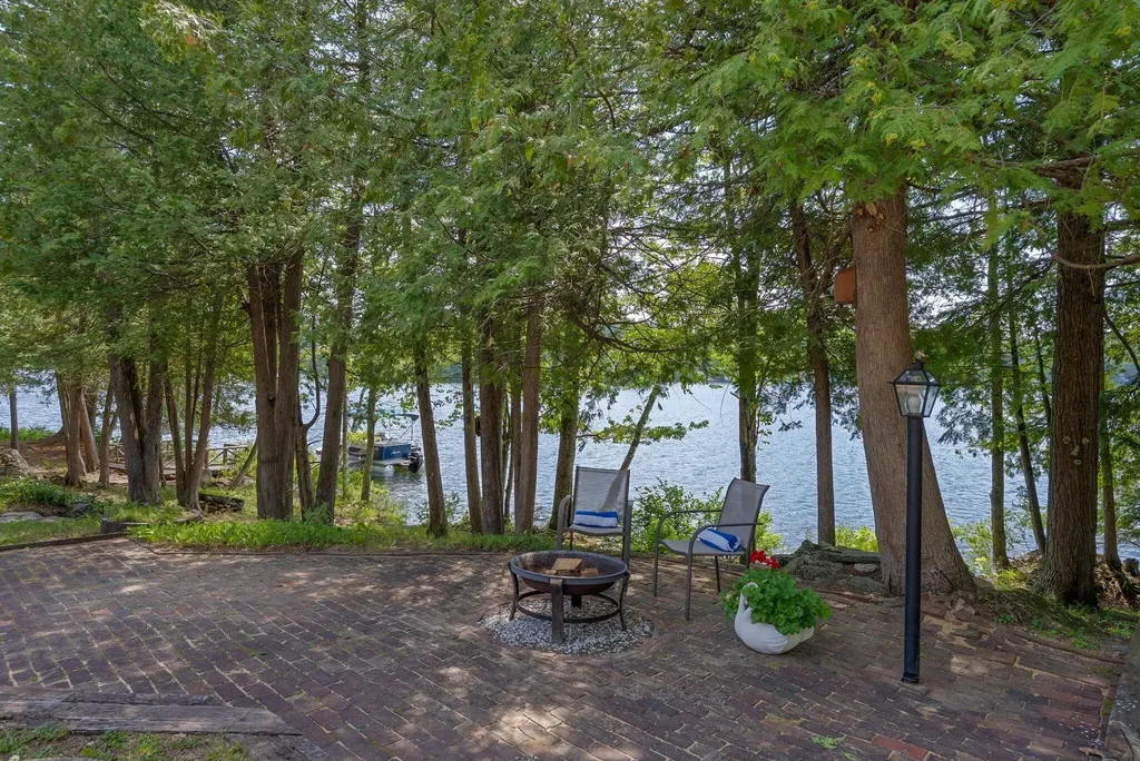 118 Goat Island Way Norway ME 04268