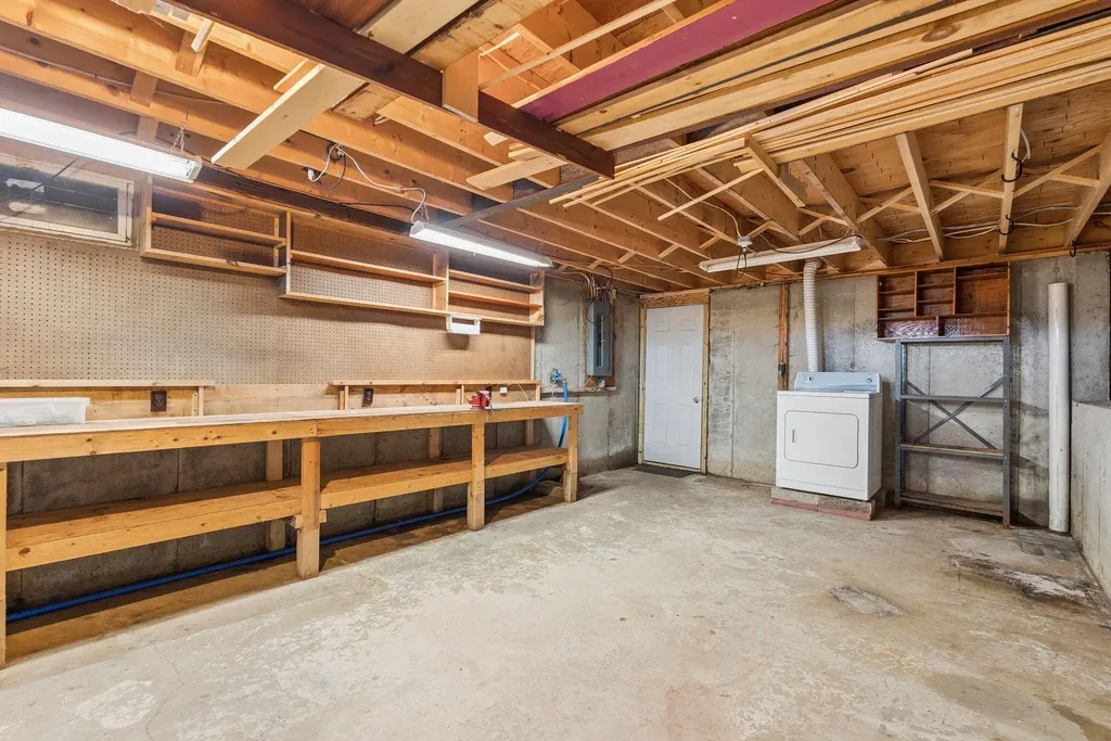 118 Goat Island Way Norway ME 04268