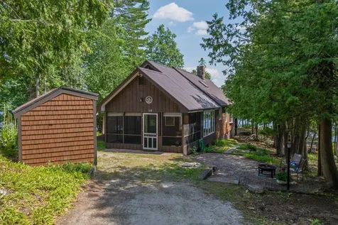 118 Goat Island Way Norway ME 04268