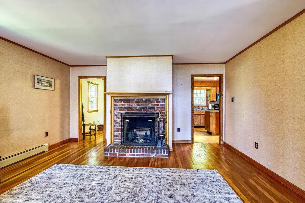 26 Boathouse Road Gouldsboro ME 04607