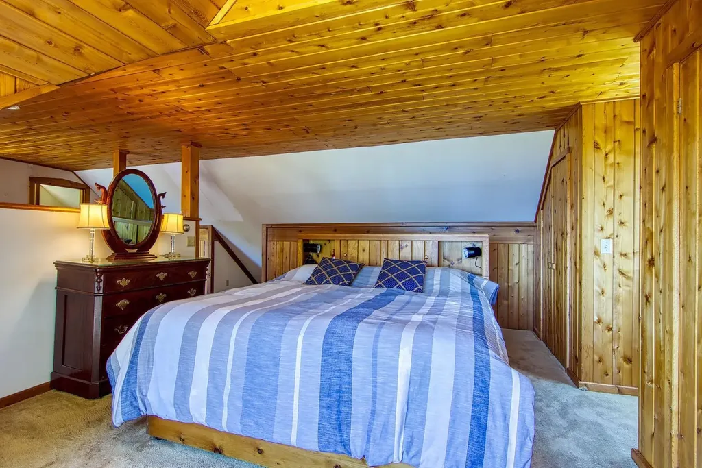 26 Boathouse Road Gouldsboro ME 04607