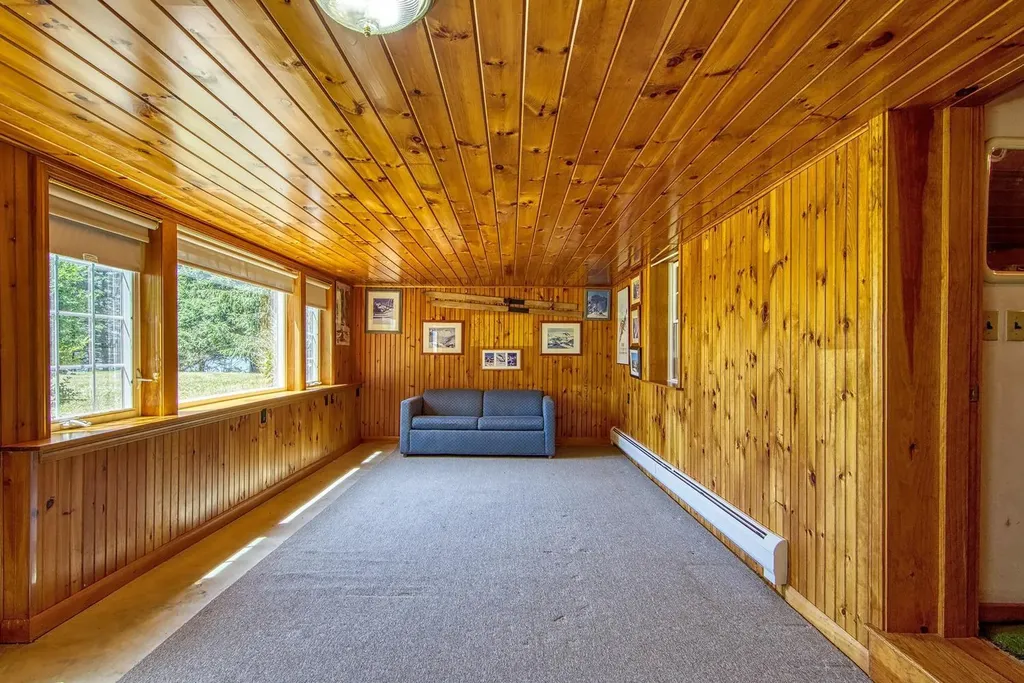 26 Boathouse Road Gouldsboro ME 04607