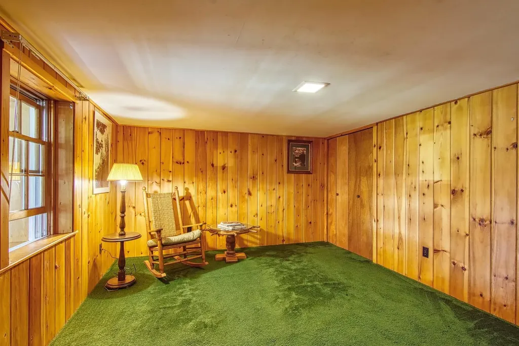 26 Boathouse Road Gouldsboro ME 04607