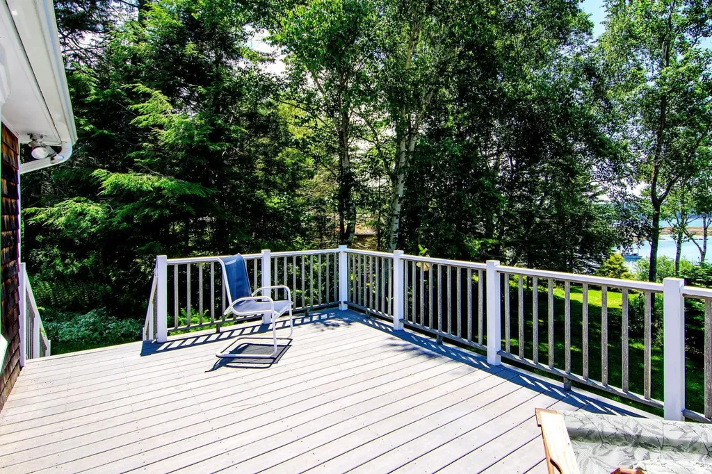 26 Boathouse Road Gouldsboro ME 04607