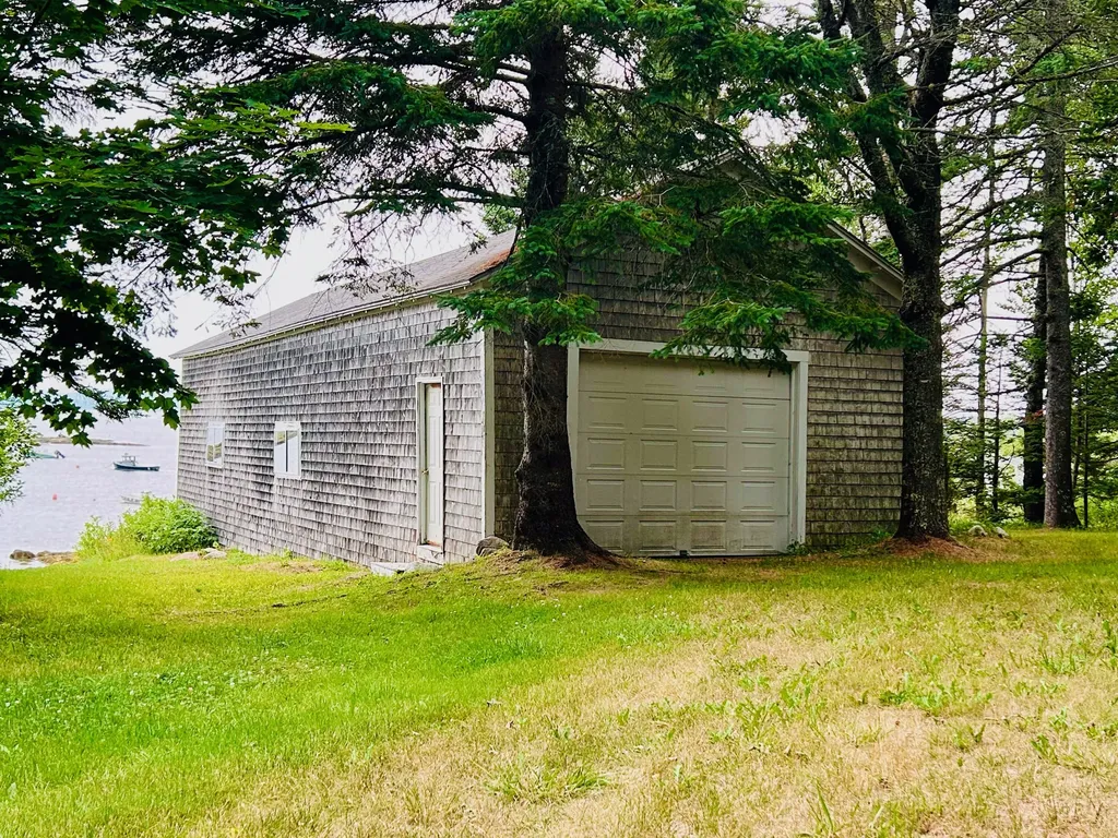 26 Boathouse Road Gouldsboro ME 04607