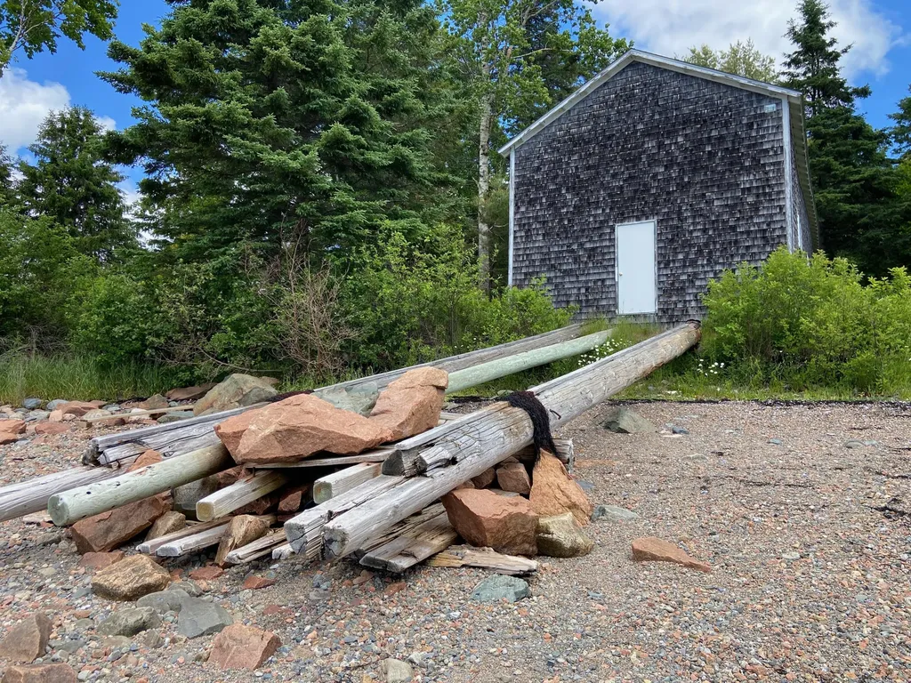 26 Boathouse Road Gouldsboro ME 04607
