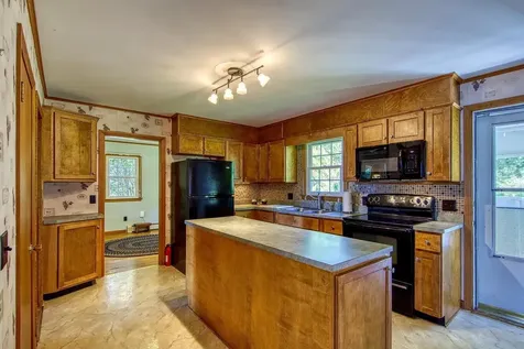 26 Boathouse Road Gouldsboro ME 04607