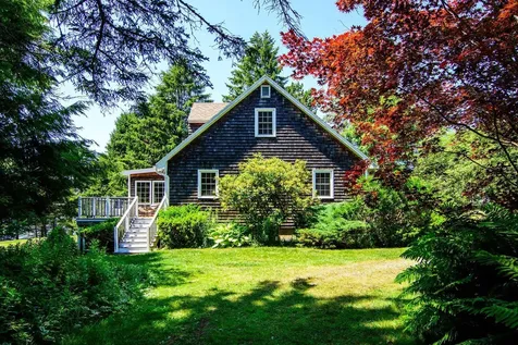 26 Boathouse Road Gouldsboro ME 04607