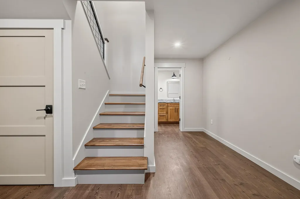 130 Evergreen Circle Dallas Plt ME 04970