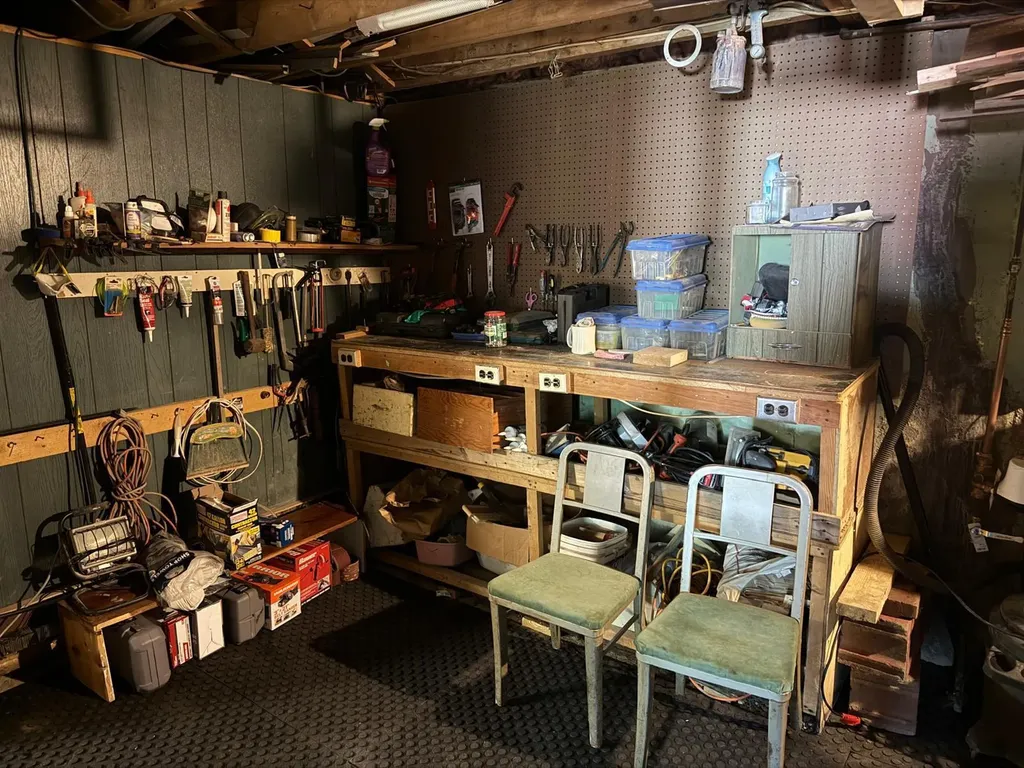 10 Macarthur Avenue Caribou ME 04736