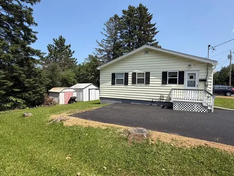 10 Macarthur Avenue Caribou ME 04736