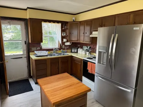 10 Macarthur Avenue Caribou ME 04736