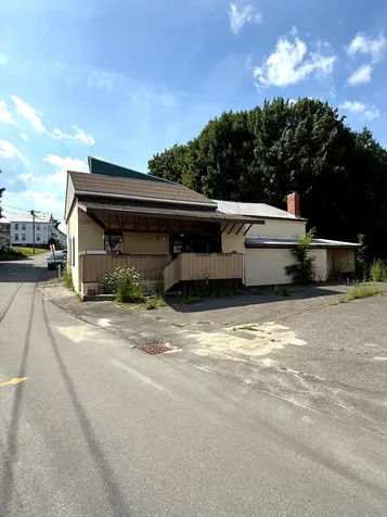 15 Veteran Court Waterville ME 04901