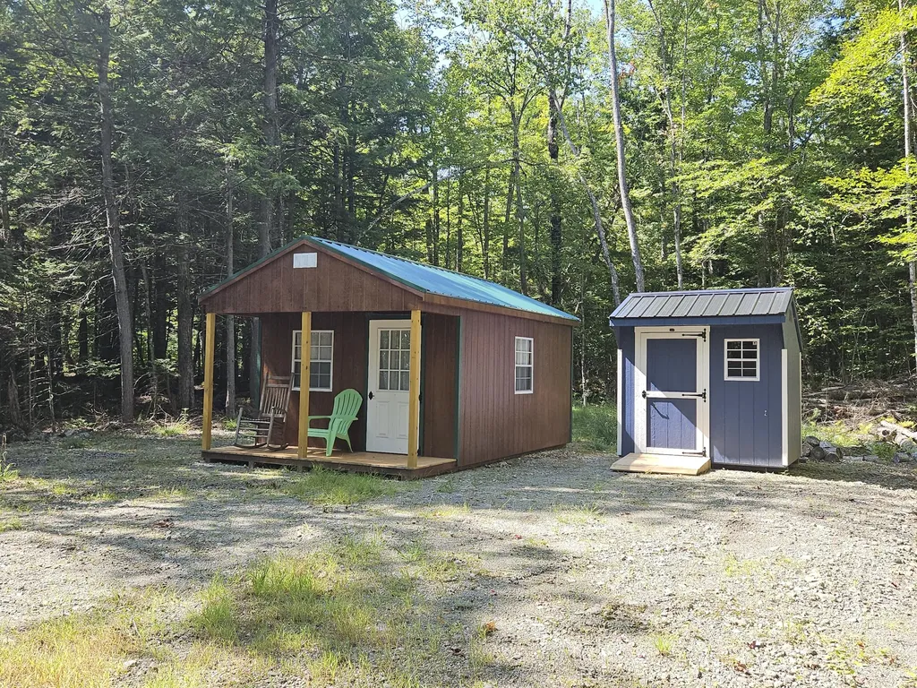 M U10 L6 Loon Cove Lane Strong ME 04983