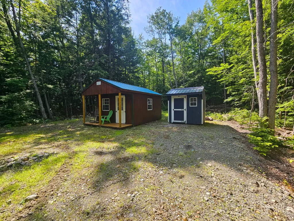 M U10 L6 Loon Cove Lane Strong ME 04983