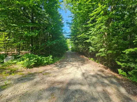 M U10 L6 Loon Cove Lane Strong ME 04983