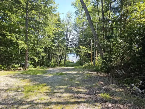 M U10 L6 Loon Cove Lane Strong ME 04983