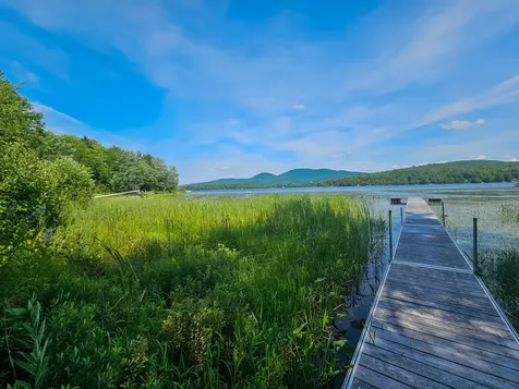 M U10 L6 Loon Cove Lane Strong ME 04983