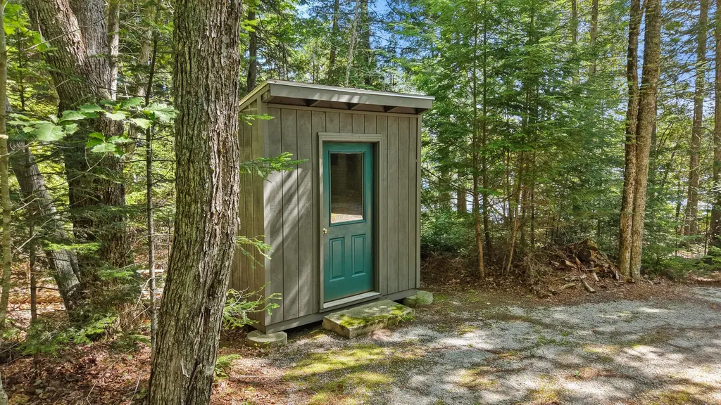 3 Ring Point Penobscot ME 04476