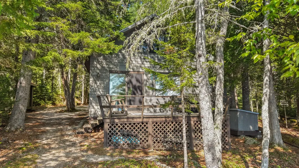 3 Ring Point Penobscot ME 04476