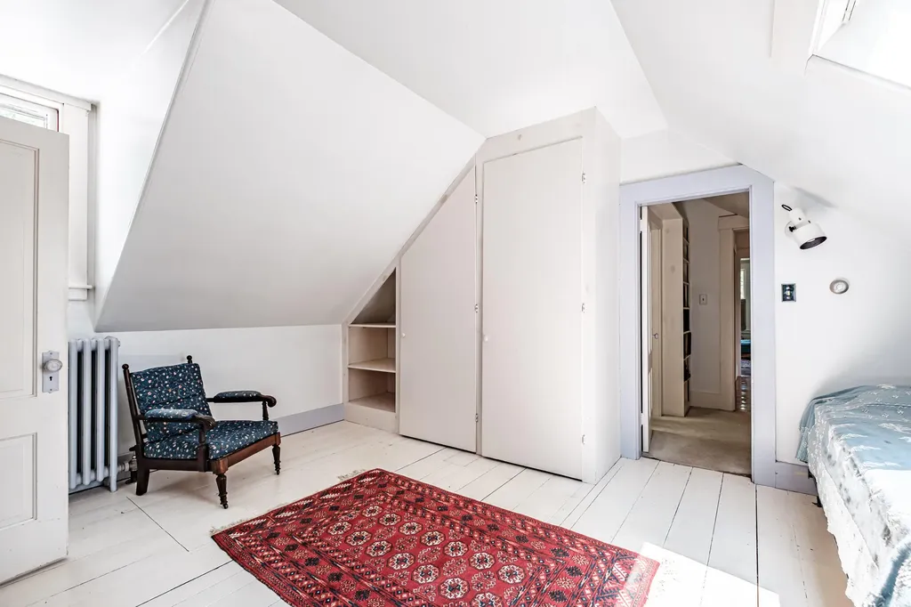 28 Glidden Street Newcastle ME 04553