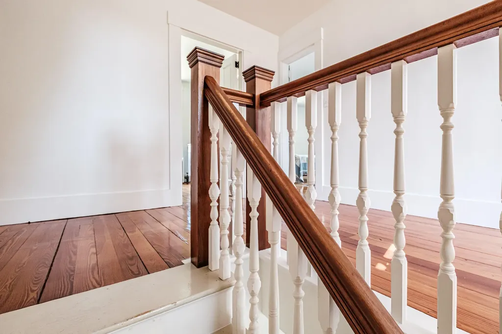 28 Glidden Street Newcastle ME 04553