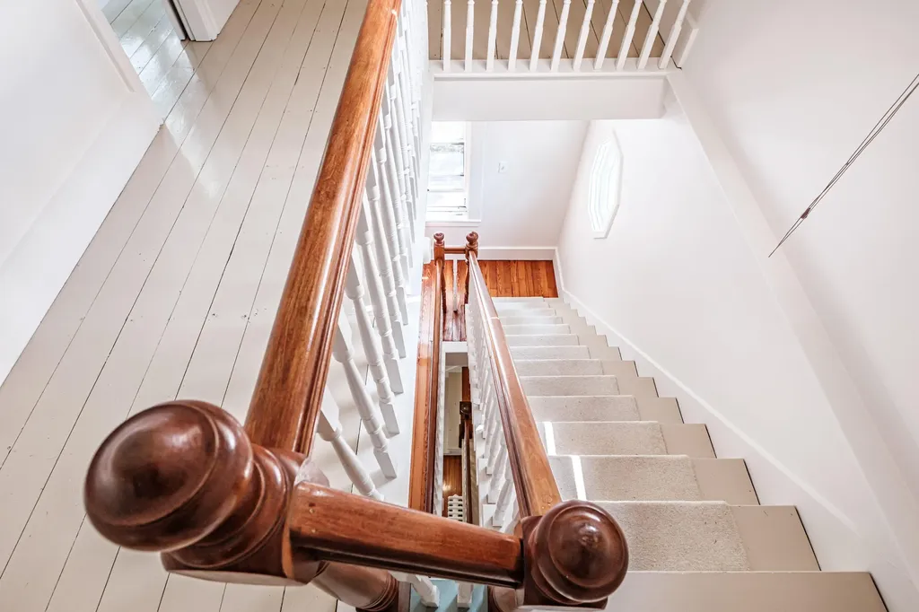 28 Glidden Street Newcastle ME 04553