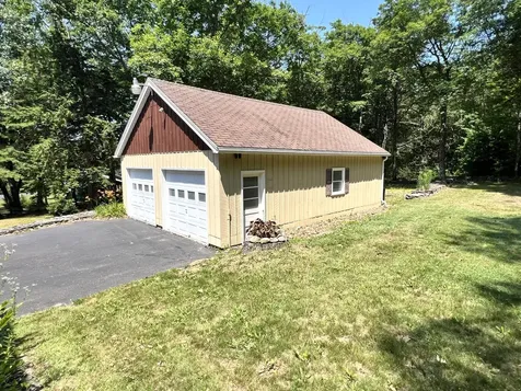 1700 Albion Road Winslow ME 04901